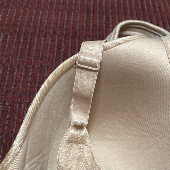 ***NWT*** VANITY FAIR FULL COVERAGE‎ BODY SHINE THE PERFECT T-SHIRT BRA - Picture 7 of 11